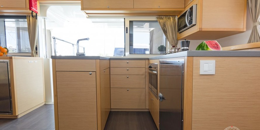 Lagoon 450
