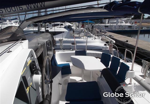 Fountaine Pajot Lavezzi 40