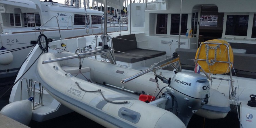 Lagoon 450
