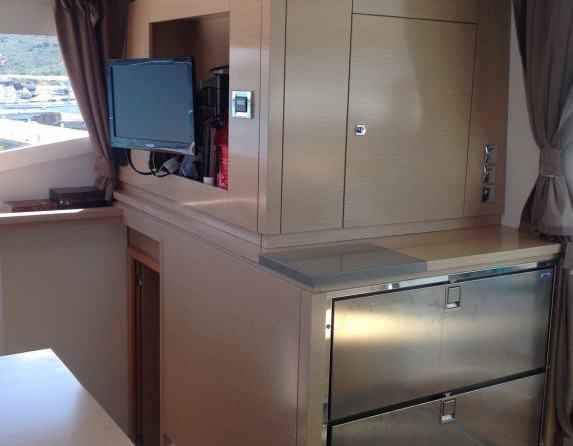 Fountaine Pajot Helia 44