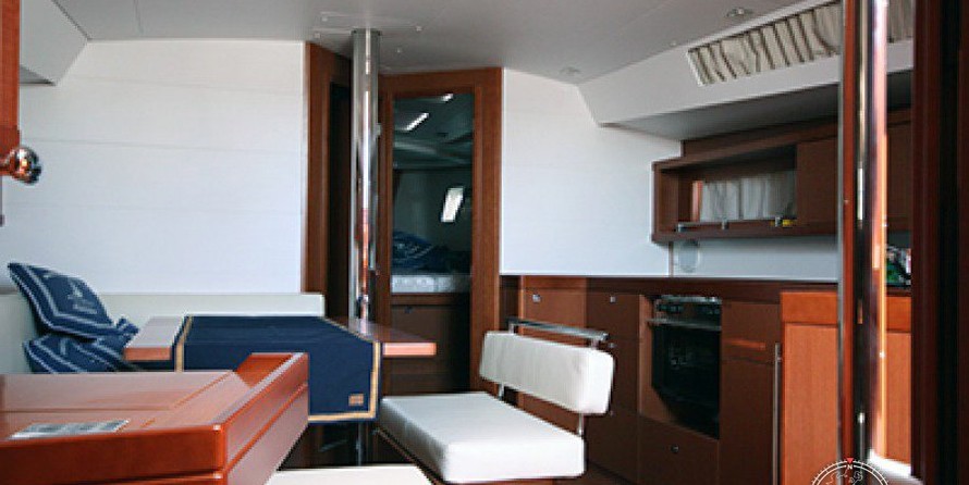 Beneteau Oceanis 45