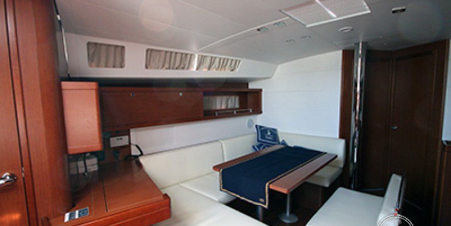 Beneteau Oceanis 45