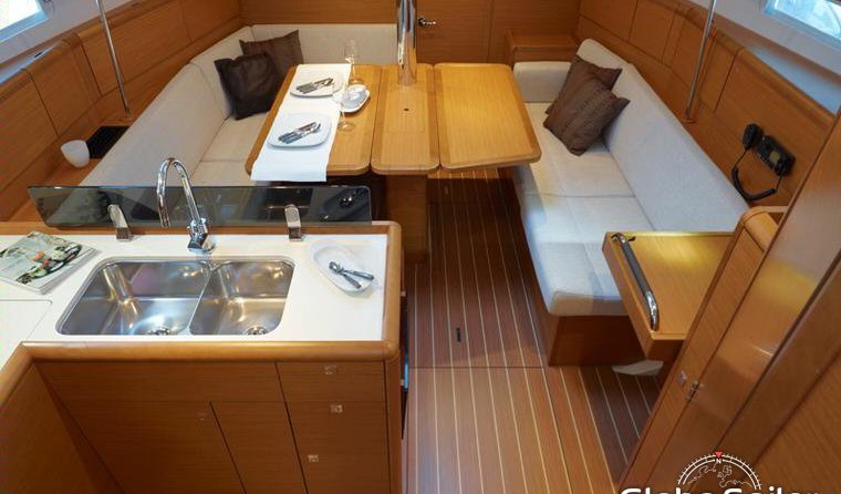 Jeanneau Sun Odyssey 379