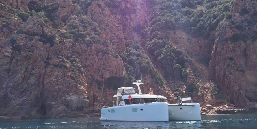 Lagoon 40 Motor Yacht