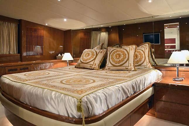 Falcon Yachts Magic Dream