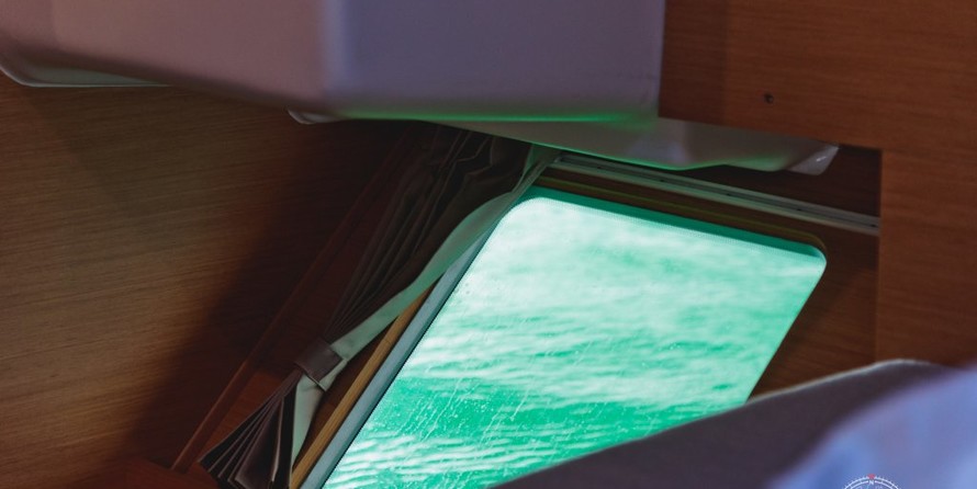Lagoon 380