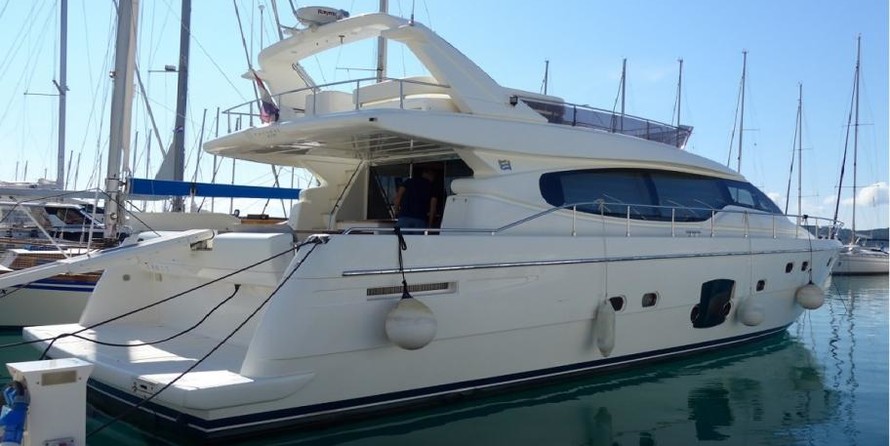 Ferretti 630