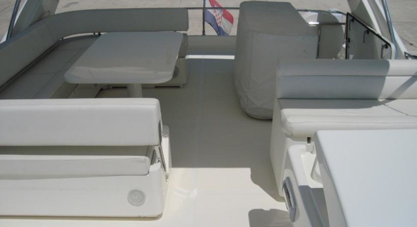 Ferretti 630