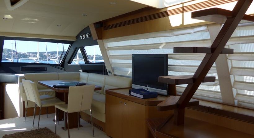 Ferretti 630