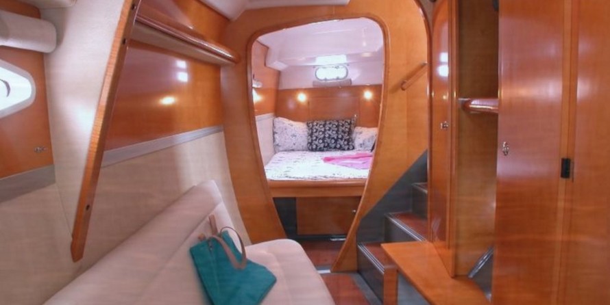 Fountaine Pajot Lavezzi 40