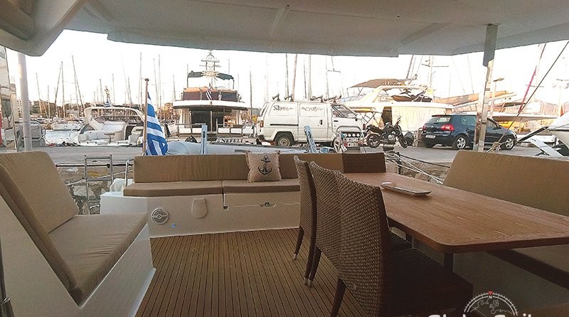Fountaine Pajot Lucia 40
