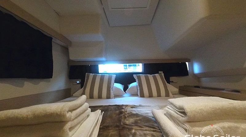 Fountaine Pajot Lucia 40