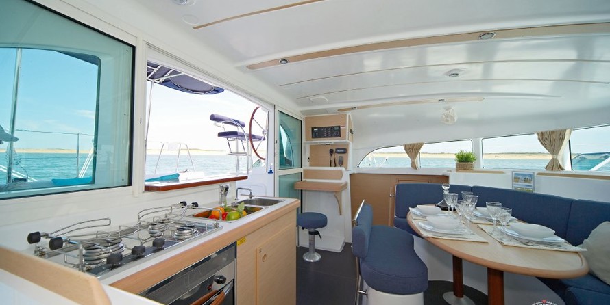 Lagoon 380