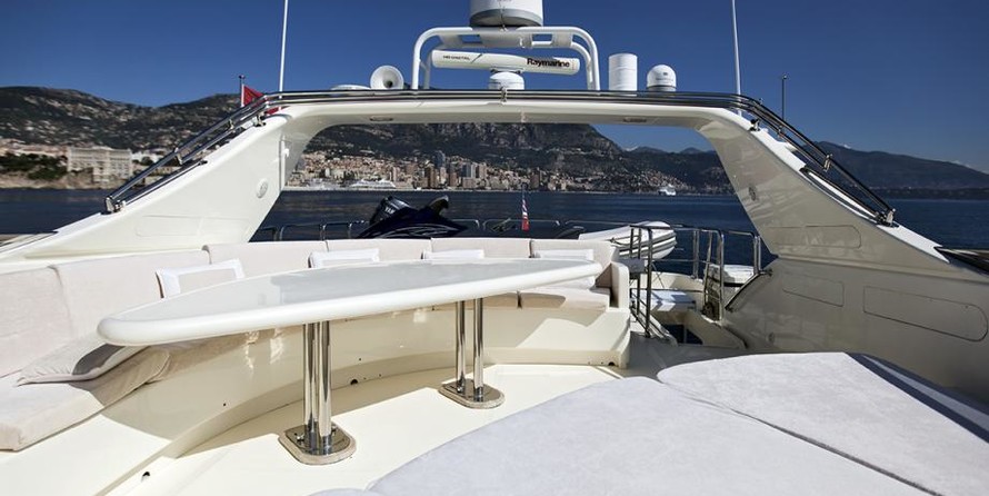 Falcon Yachts Leonida