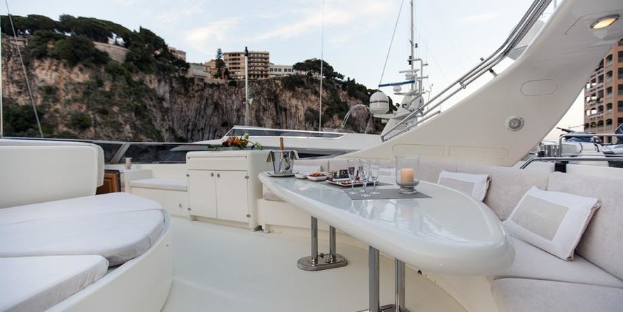 Falcon Yachts Leonida