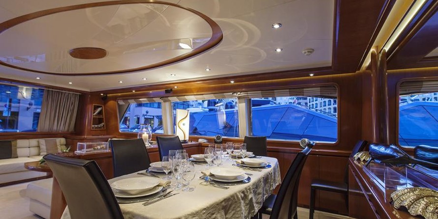 Falcon Yachts Leonida