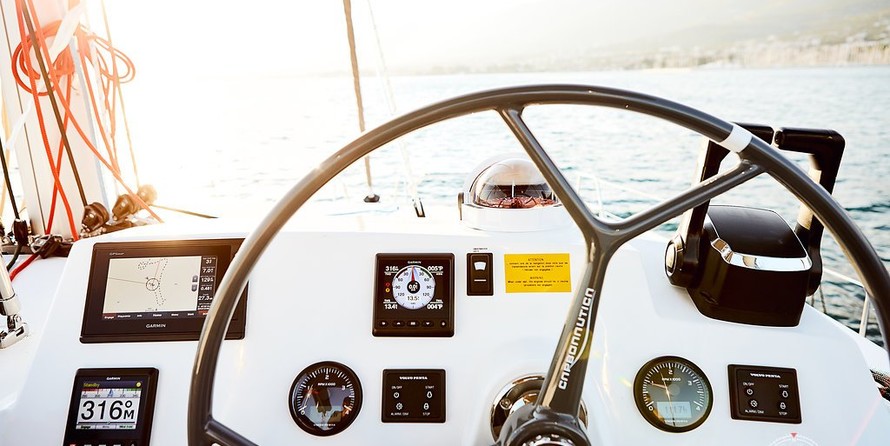 Bali catamarans 4.0 lounge