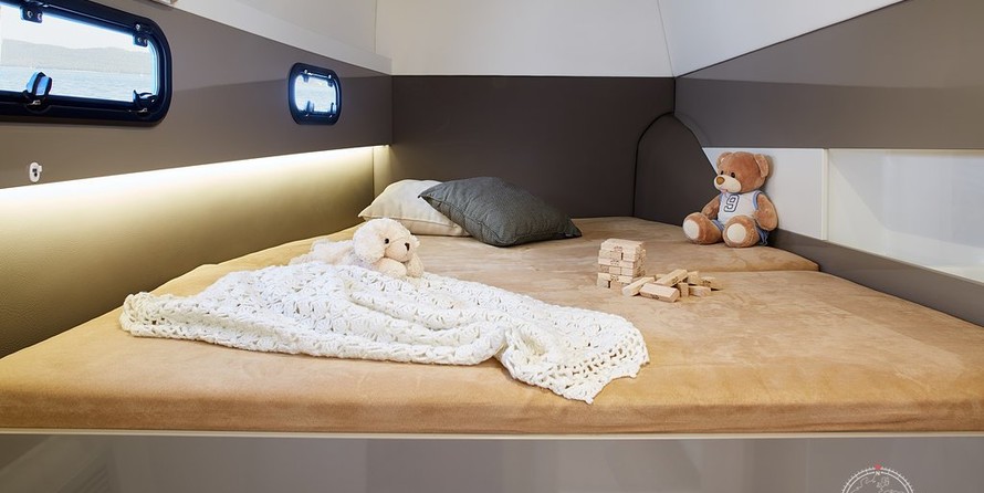 Bali catamarans 4.0 lounge