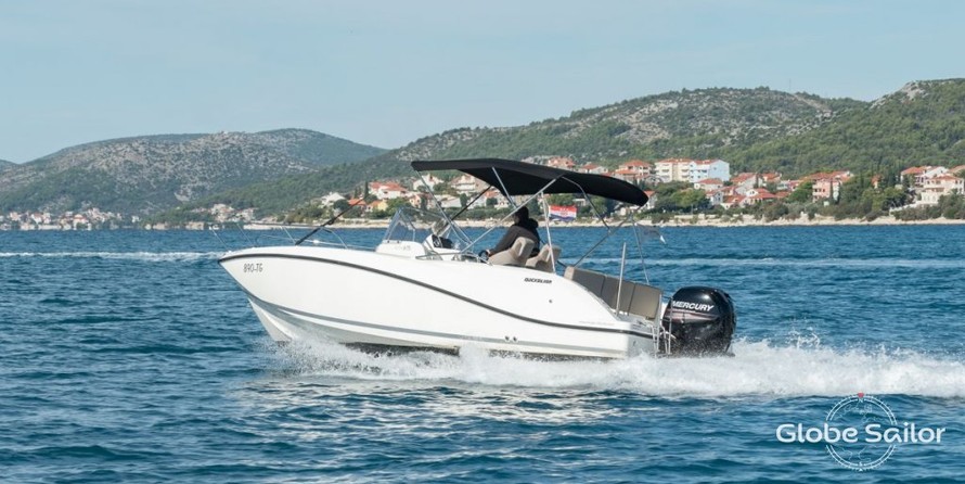 Quicksilver Activ 675 Open