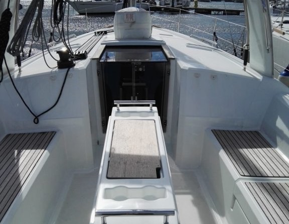 Beneteau Oceanis 38.1