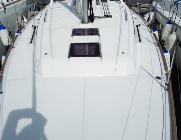 Beneteau Oceanis 38.1