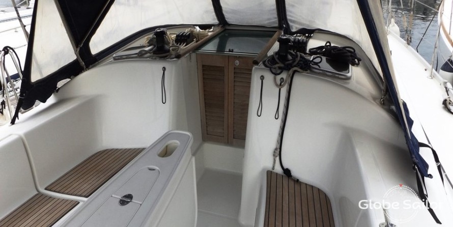 Beneteau 43