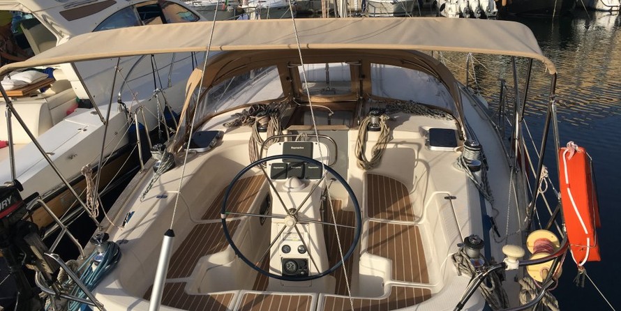 Bavaria 42