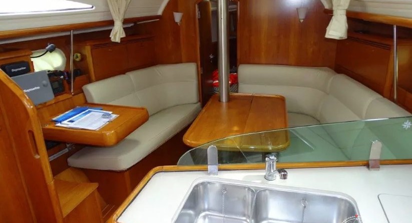 Jeanneau Sun Odyssey 35