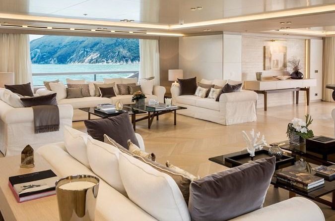 Alloy Yachts Red Dragon