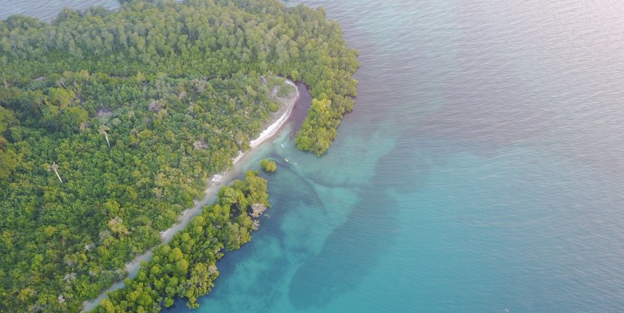 Fountaine Pajot Marquise 56