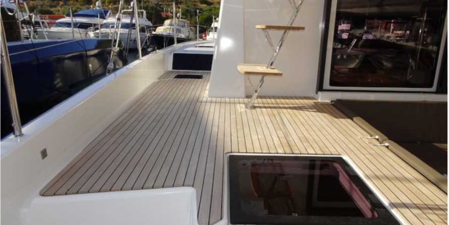 Dufour 48 Catamaran