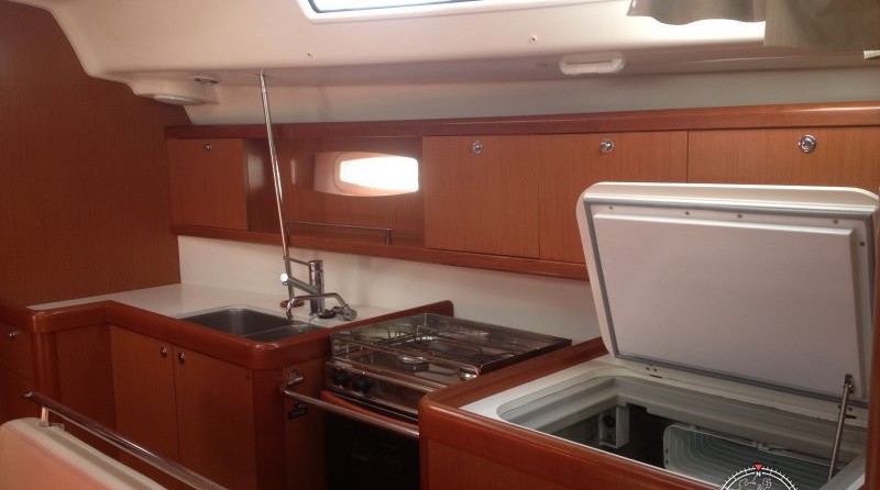 Beneteau Oceanis 43