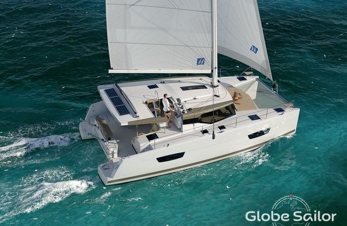 Fountaine Pajot Lucia 40