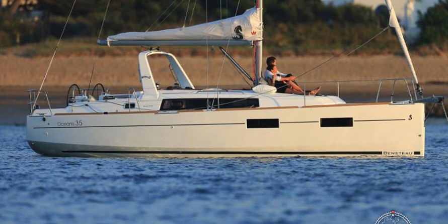 Beneteau Oceanis 35