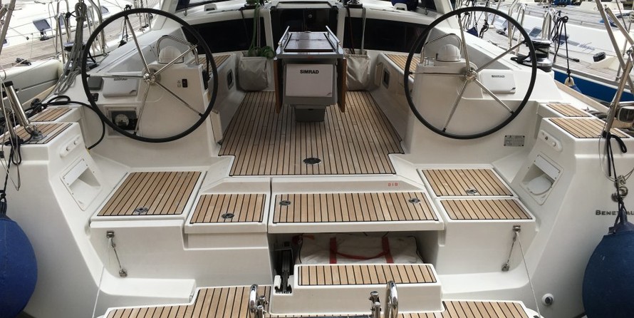 Beneteau Oceanis 48
