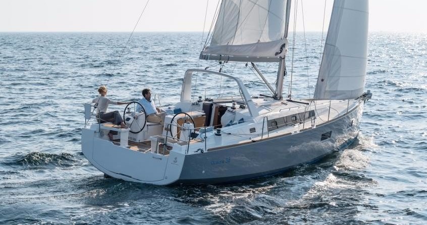 Beneteau Oceanis 38
