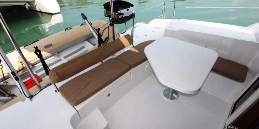 Fountaine Pajot Mahé 36