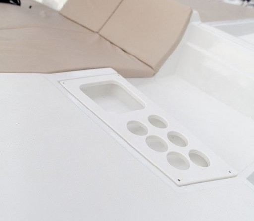 Bali catamarans 4.0 lounge