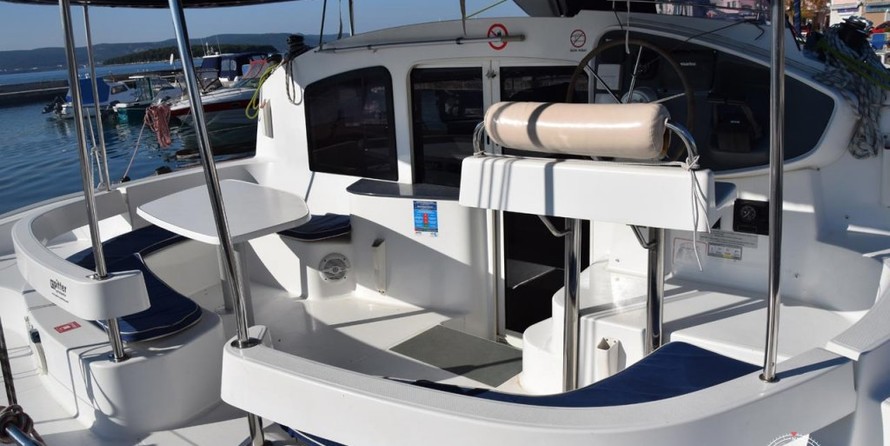 Fountaine Pajot Lavezzi 40