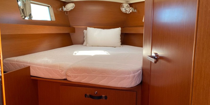 Beneteau Oceanis 41.1