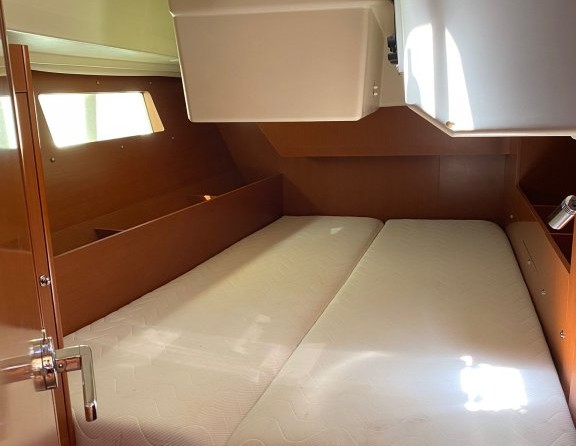 Beneteau Oceanis 41.1