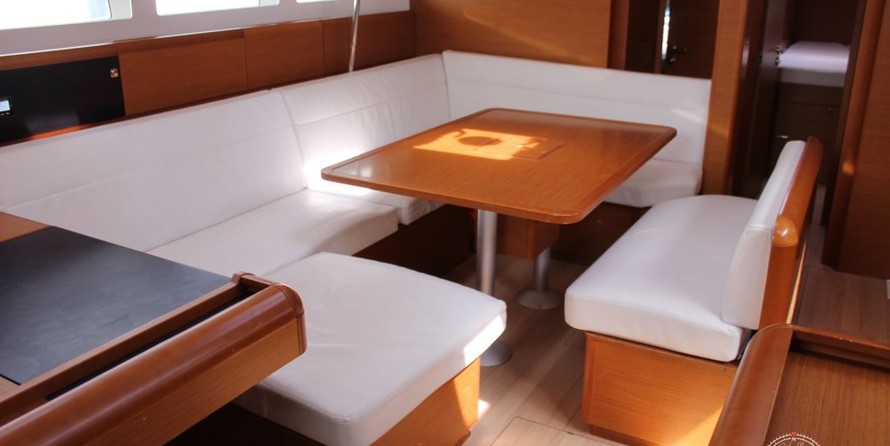 Jeanneau Sun Odyssey 519