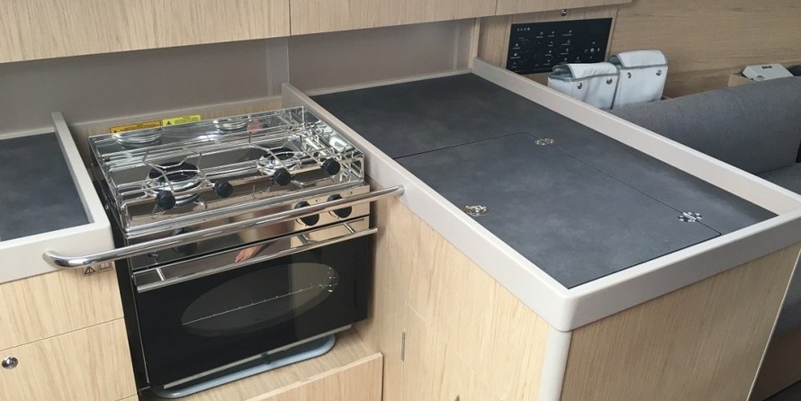 Beneteau Oceanis 41.1