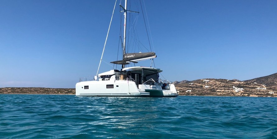 Lagoon 42