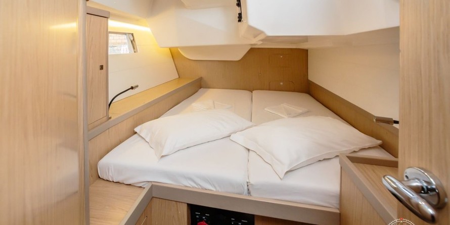 Beneteau Oceanis 48