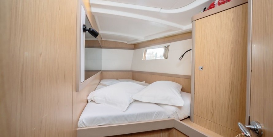 Beneteau Oceanis 48