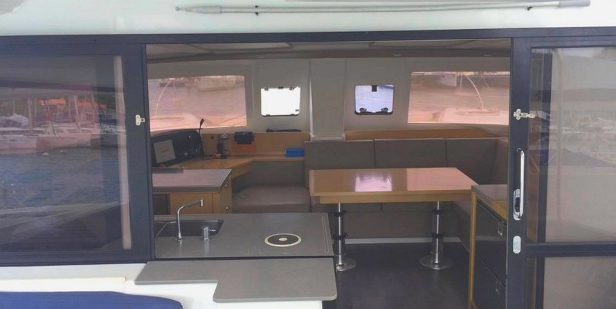 Fountaine Pajot Helia 44