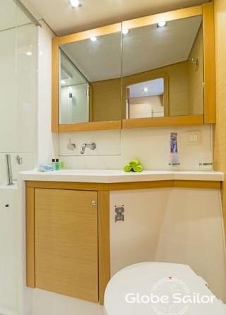 Lagoon 450 F