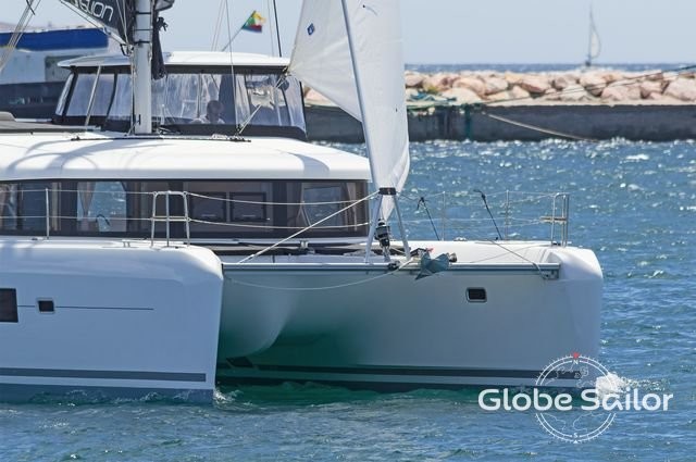 Lagoon 42