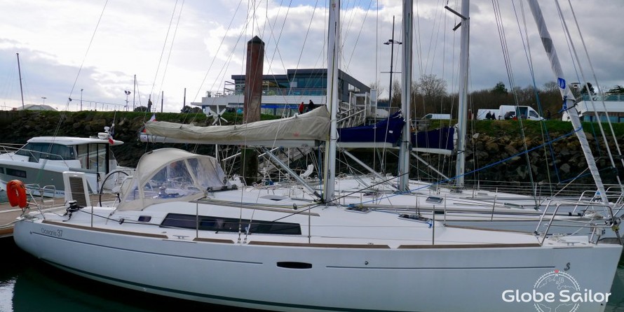 Beneteau Oceanis 37